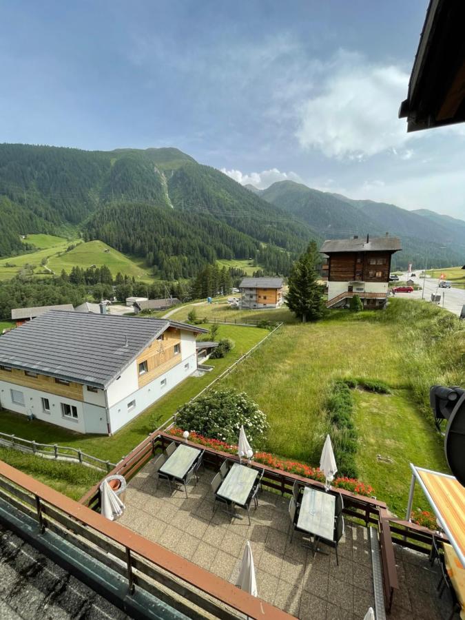 Hotel Restaurant Gommerhof Reckingen Zewnętrze zdjęcie